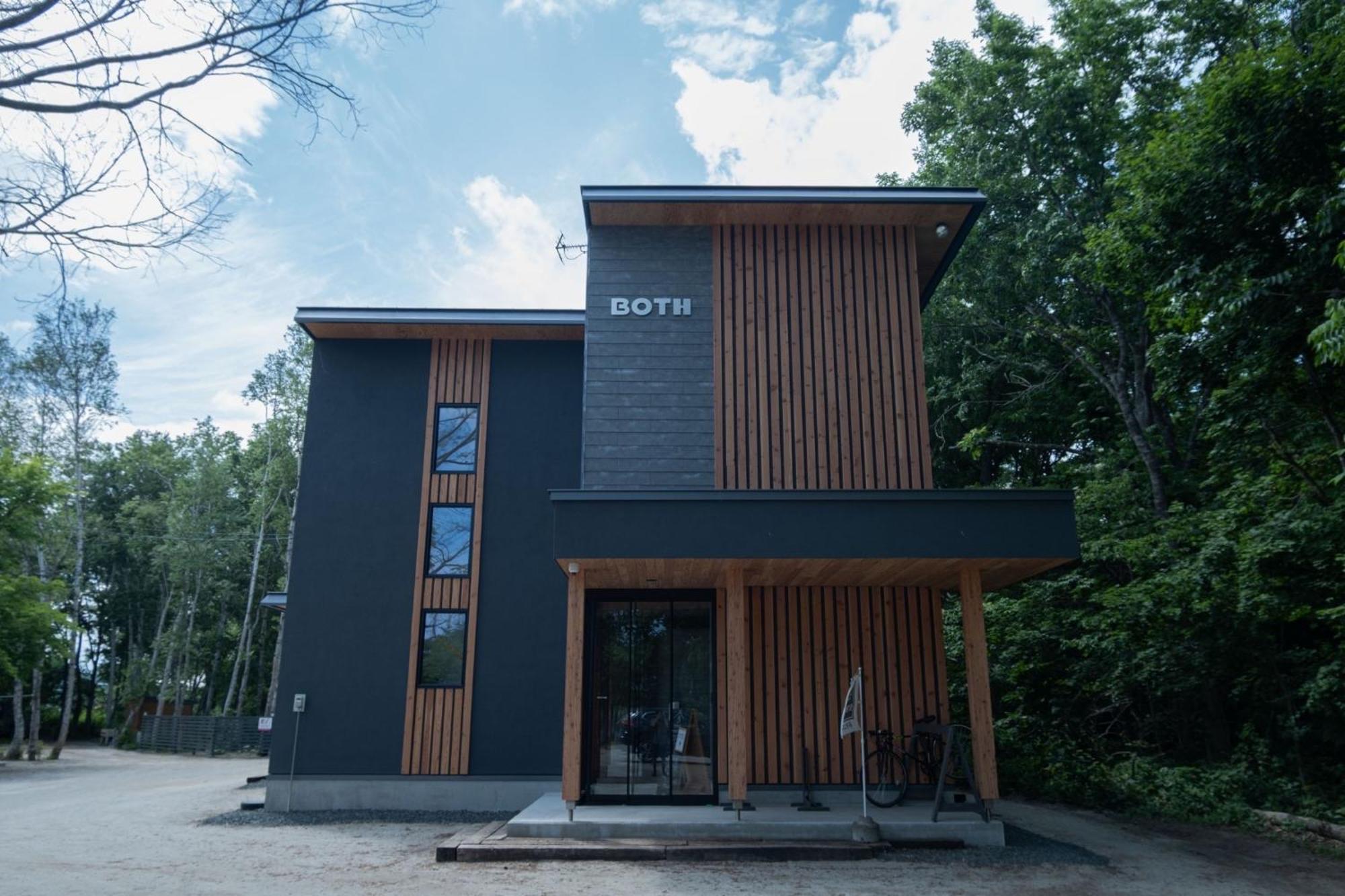 Hotel Both ชาริ ภายนอก รูปภาพ
